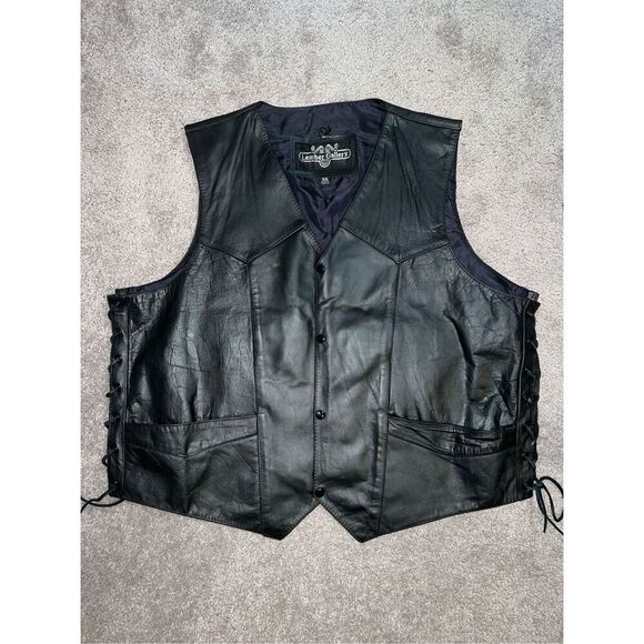 Men’s Motorcycle Leather Vest Painted/Lace Sides size 56 3X - Picture 2 of 12